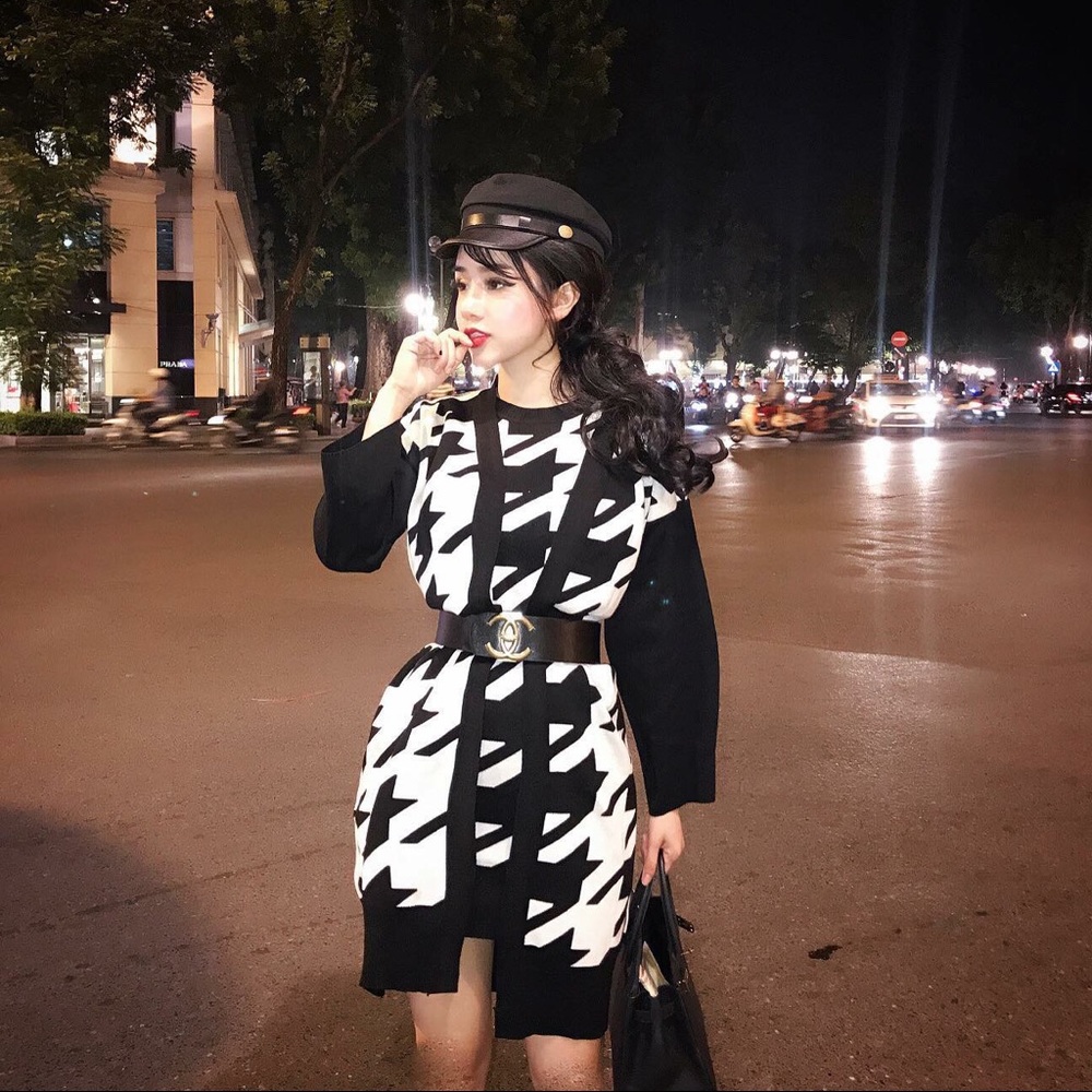 Houndstooth print mini knit dress with cardigan